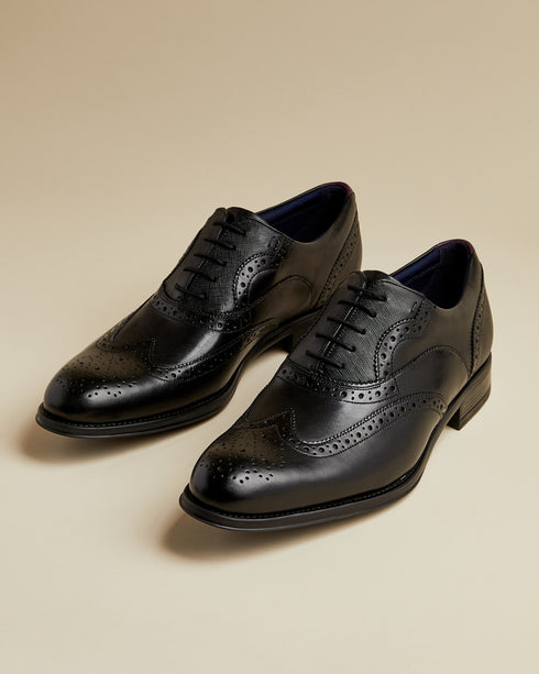 <P>E Shoe</P>